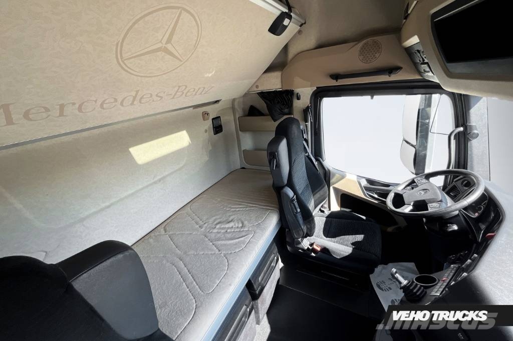 Mercedes-Benz Actros 2546 Ls 6x2/2 Pusher ADR Dragbilar
