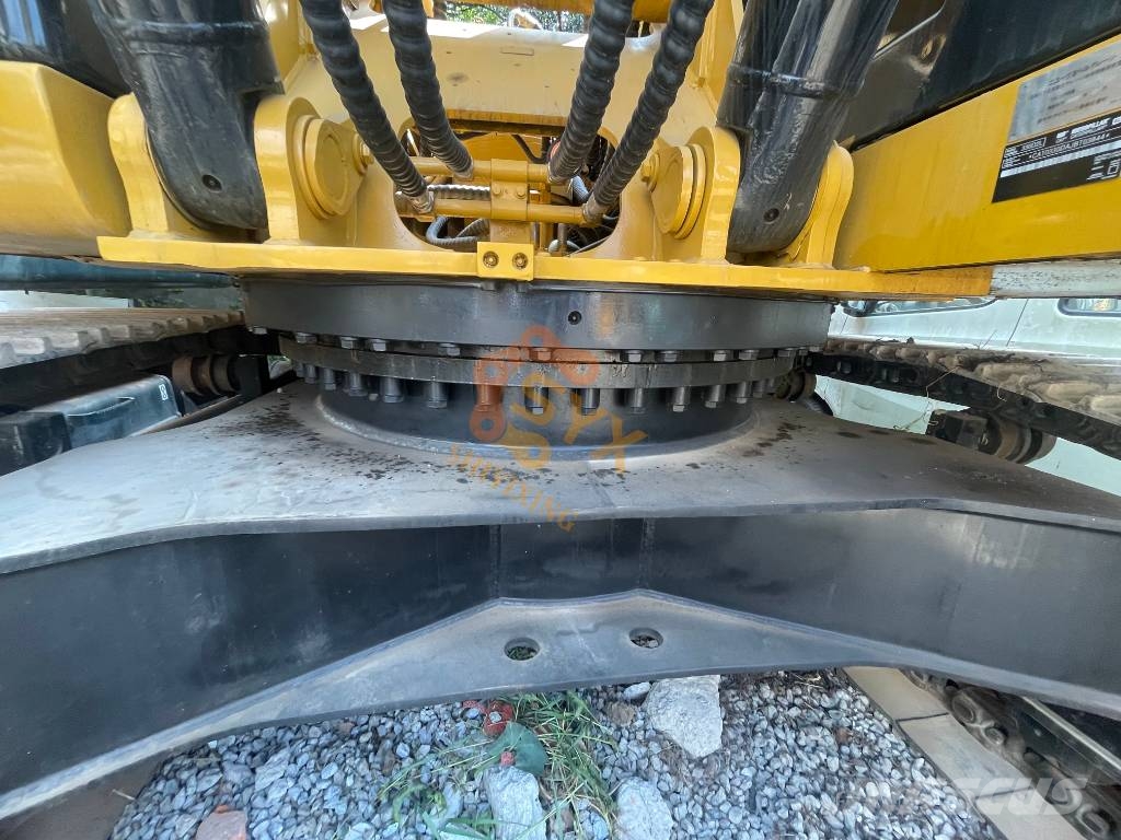 CAT 330 D L Gravemaskiner på larvebånd
