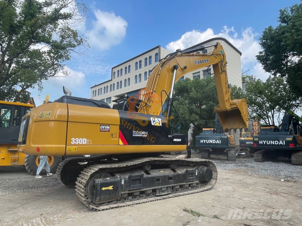 CAT 330 D L Gravemaskiner på larvebånd