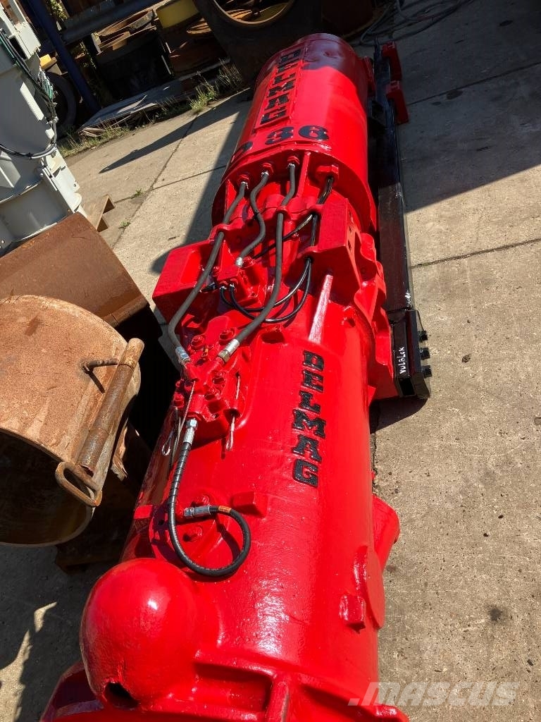 Delmag D36 used Diesel hammer with mechanical start setup Diesel pælehammere