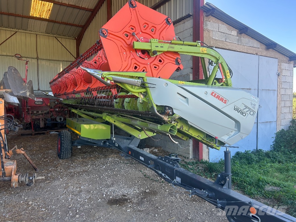 CLAAS Lexion 750 TerraTrac Mietitrebbiatrici