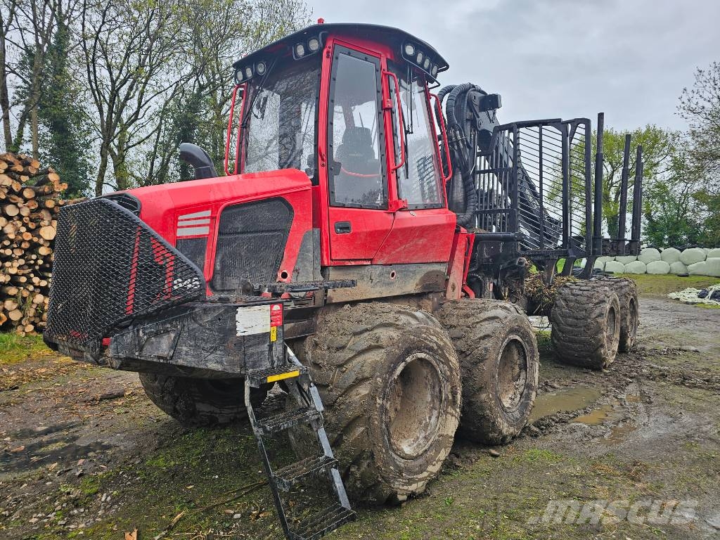 Komatsu XF845-1 Forwarders