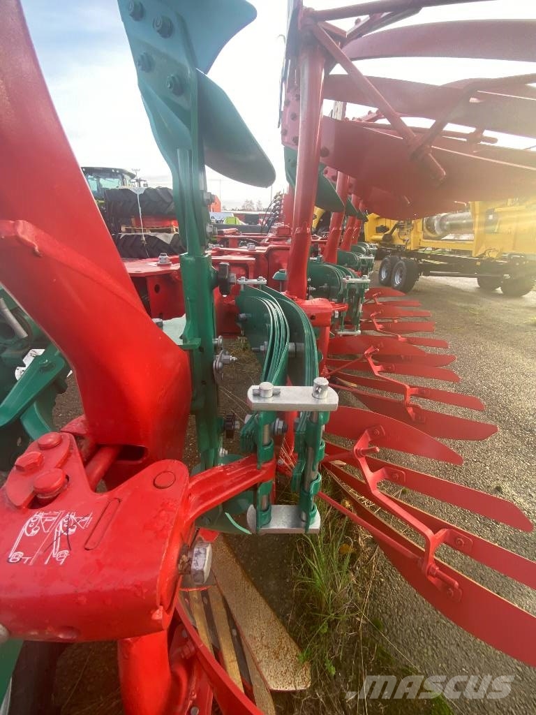 Kverneland 3400 s Variomat محاريث عكسية