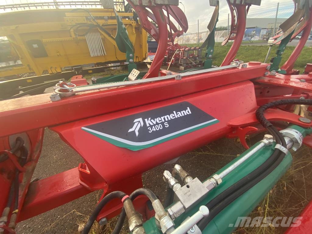 Kverneland 3400 s Variomat محاريث عكسية