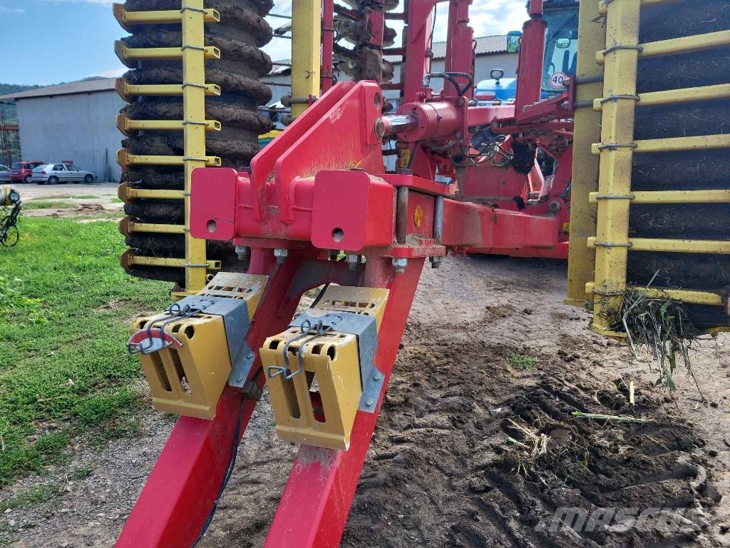 Pöttinger TerraDisc 6000 T Disc harrows