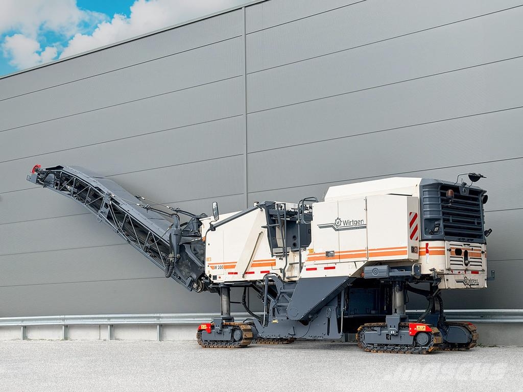 Wirtgen W 200 Moinhos de asfalto a frio