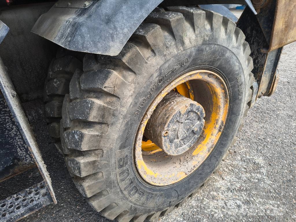 JCB JS 175 W Gravemaskiner på hjul