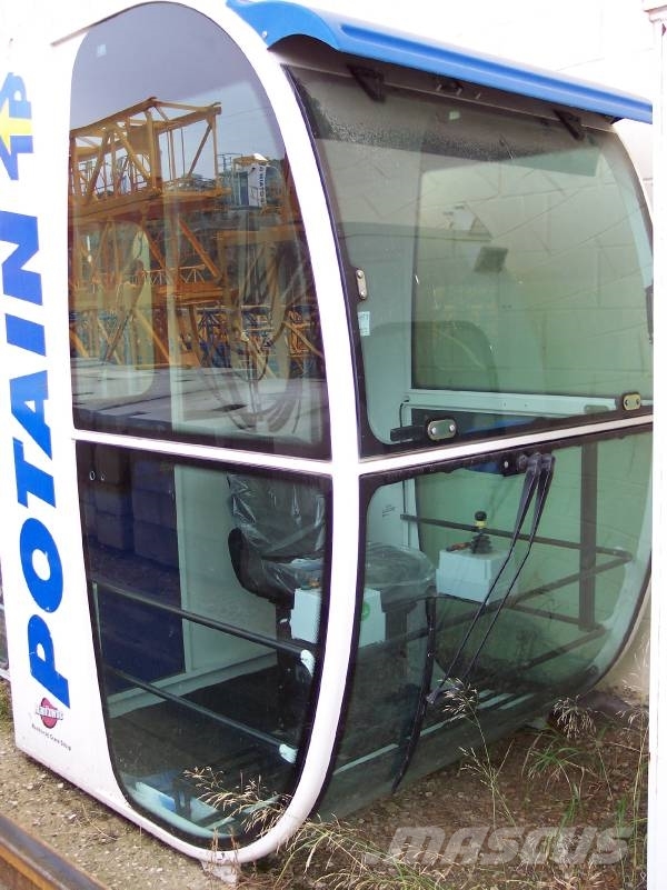 Potain MC 85B con cabina / with cabin Tower cranes