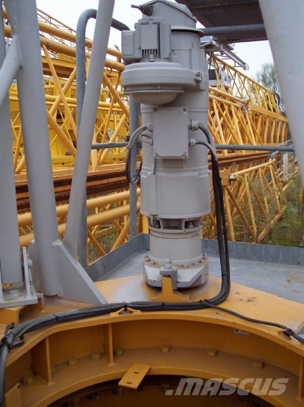 Potain MC 85B con cabina / with cabin Tower cranes