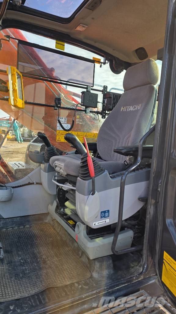 Hitachi ZX350LC-6 Telakaivukoneet