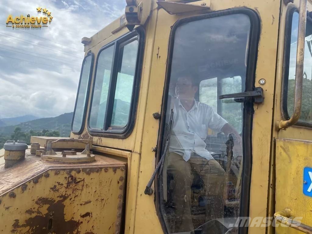 CAT D 11 N Crawler dozers