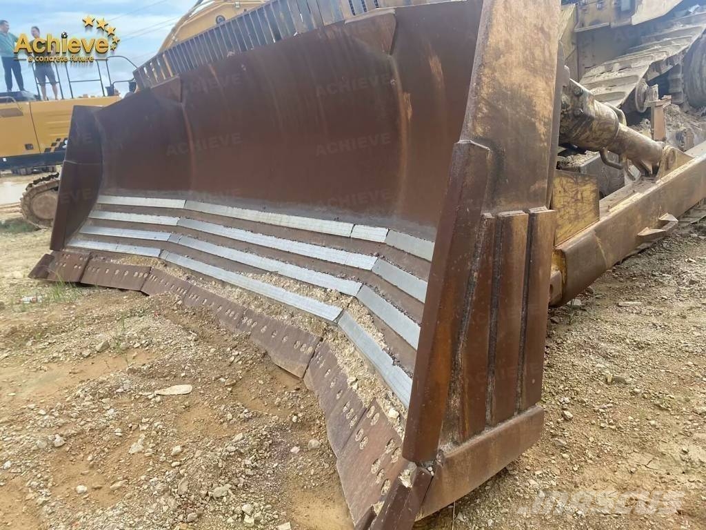 CAT D 11 N Crawler dozers