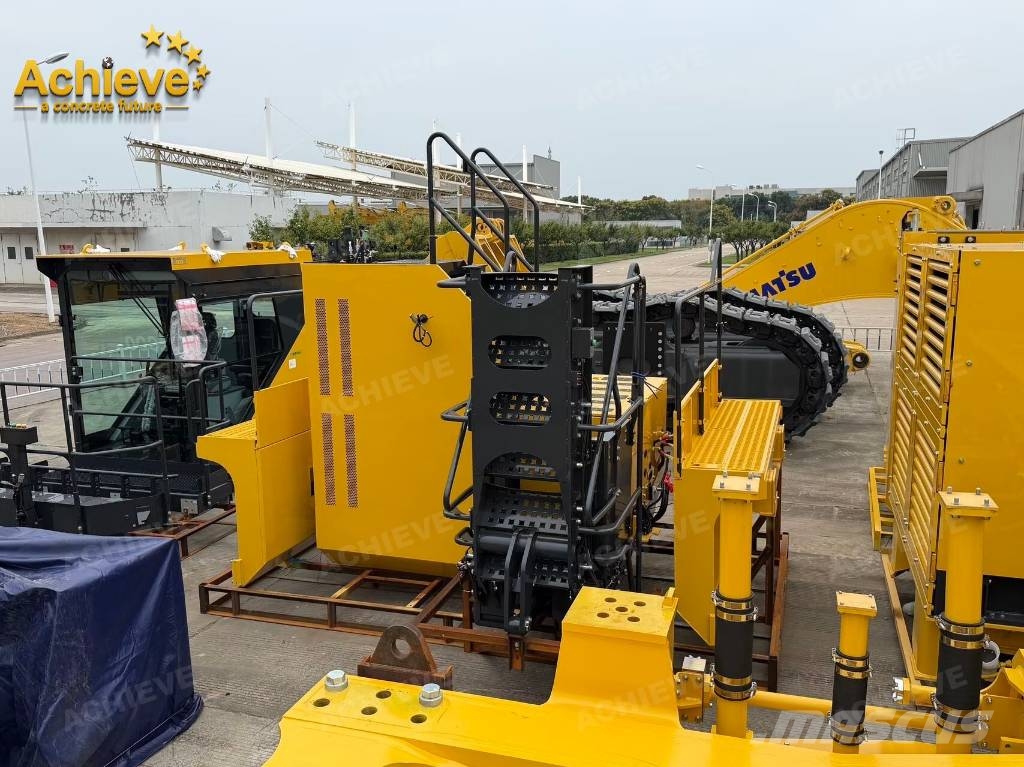 Komatsu PC 2000-11 Bulldozer