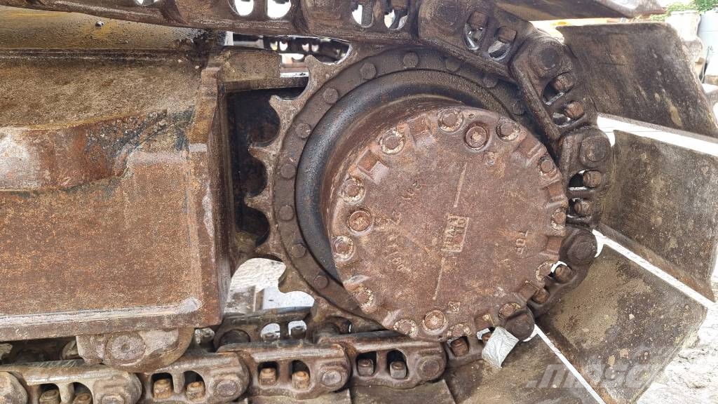Komatsu PC 210-8 Lánctalpas kotrók