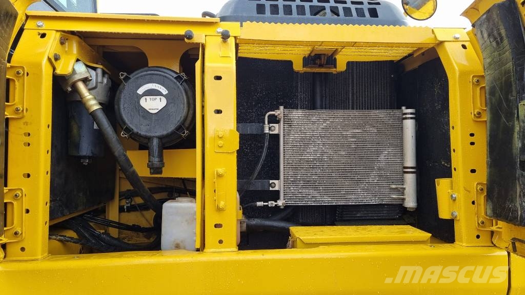 Komatsu PC 210-8 Lánctalpas kotrók
