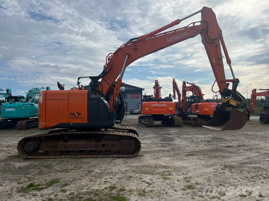 Hitachi ZX 225 US R LC-5 履带挖掘机