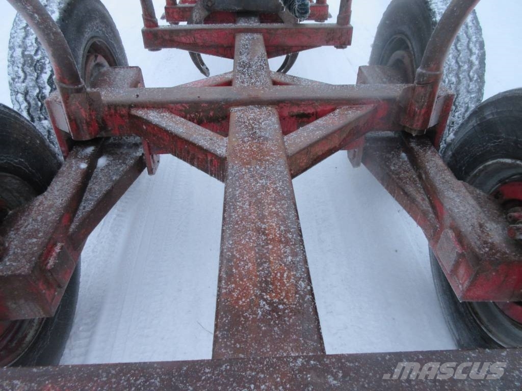 Patu 595   hytraulinen jatke  ulot 6,2 m Forest trailers