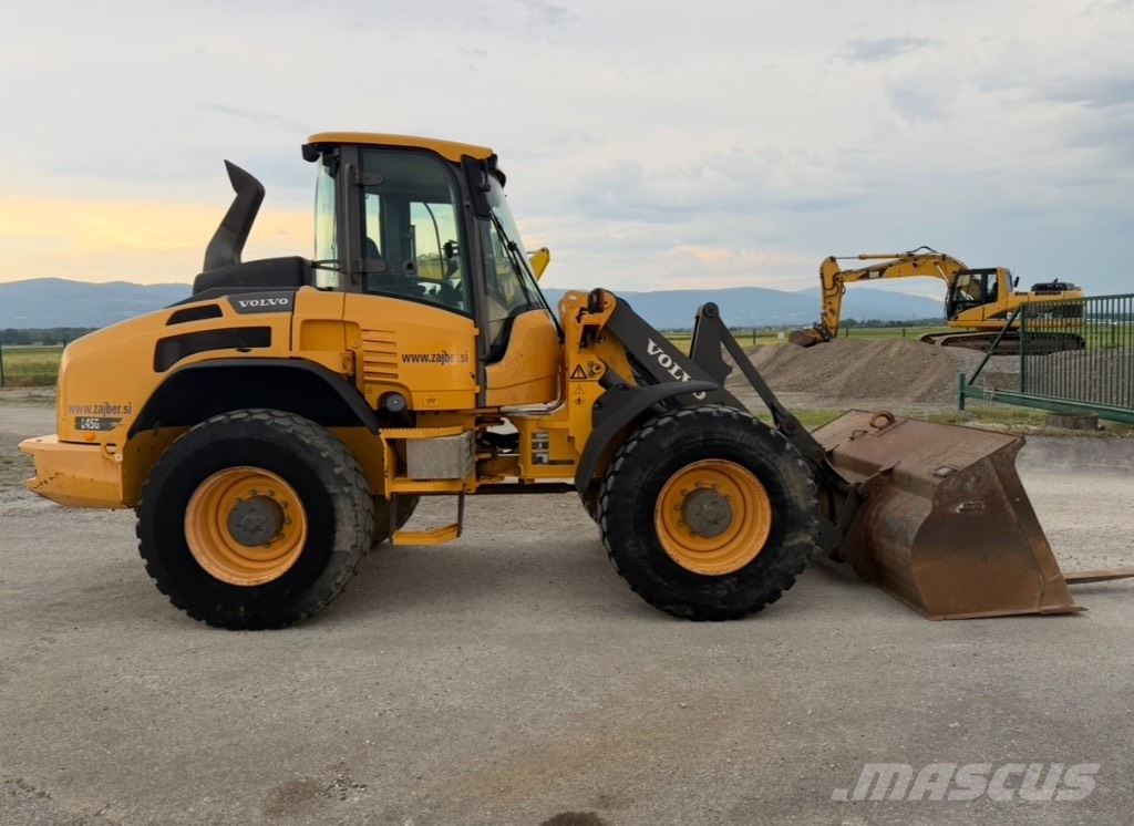 Volvo L 45 G Фронтальные погрузчики