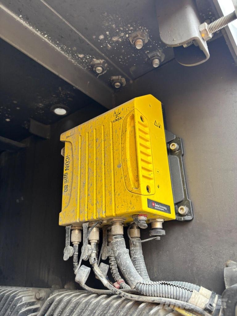 Volvo EC 300 EL + GPS 履带挖掘机