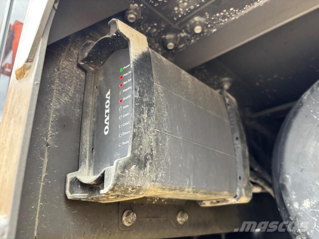 Volvo EC 300 EL + GPS 履带挖掘机