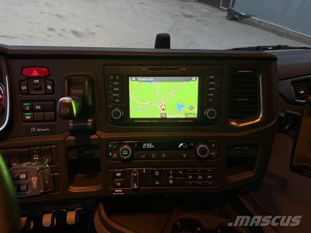 Scania S500 6X2 EURO6 HYDRAULICS + RETARDER + WB3350 Vilcēji