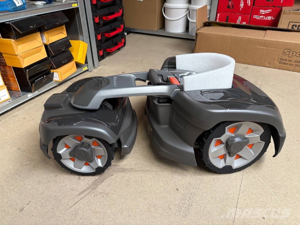 Husqvarna AUTOMOWER 435X ROBOTIC MOWER جز العشب