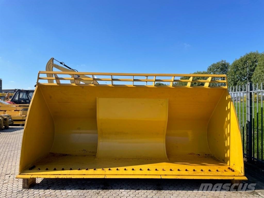 CAT 988 H Bucket Buckets