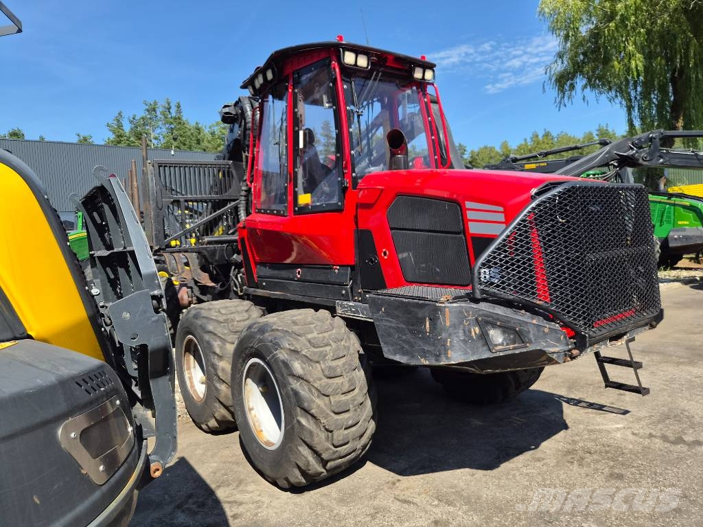 Komatsu 855 Forwarder