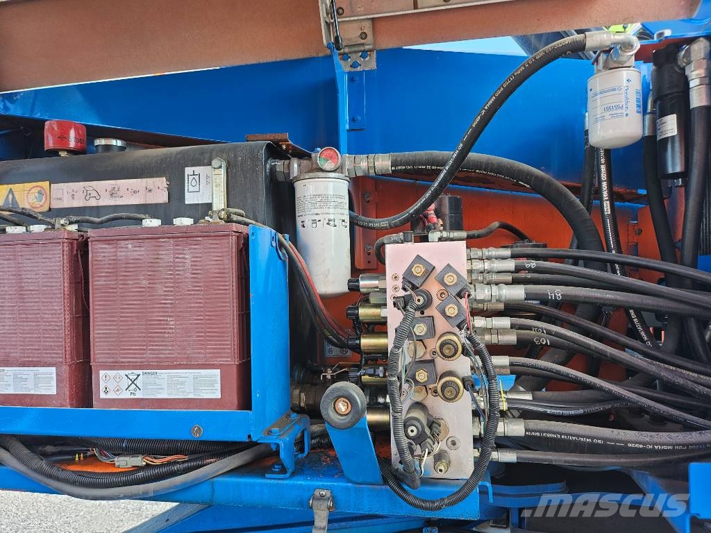 Genie Z 135/70 Elevadores braços articulados