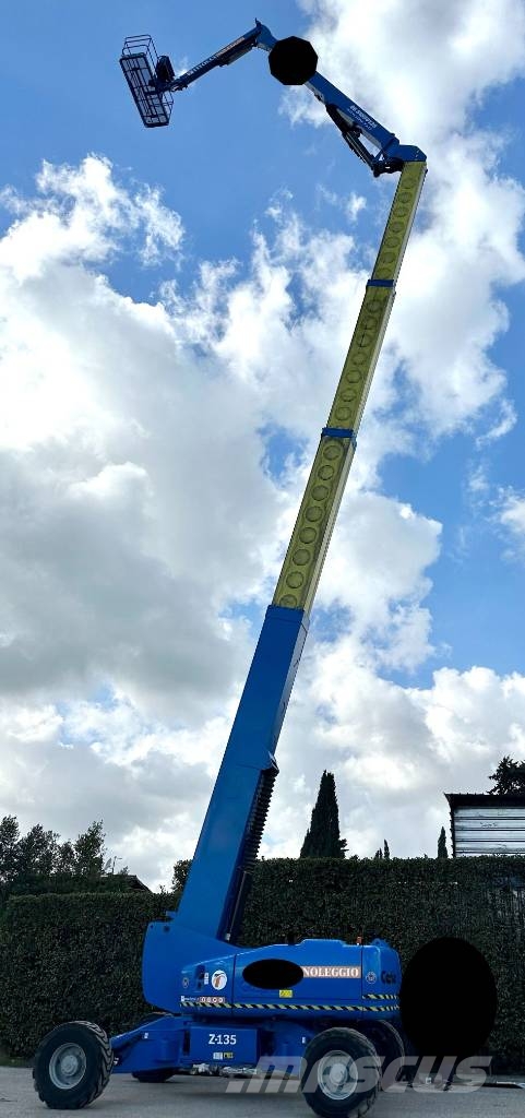 Genie Z 135/70 Elevadores braços articulados