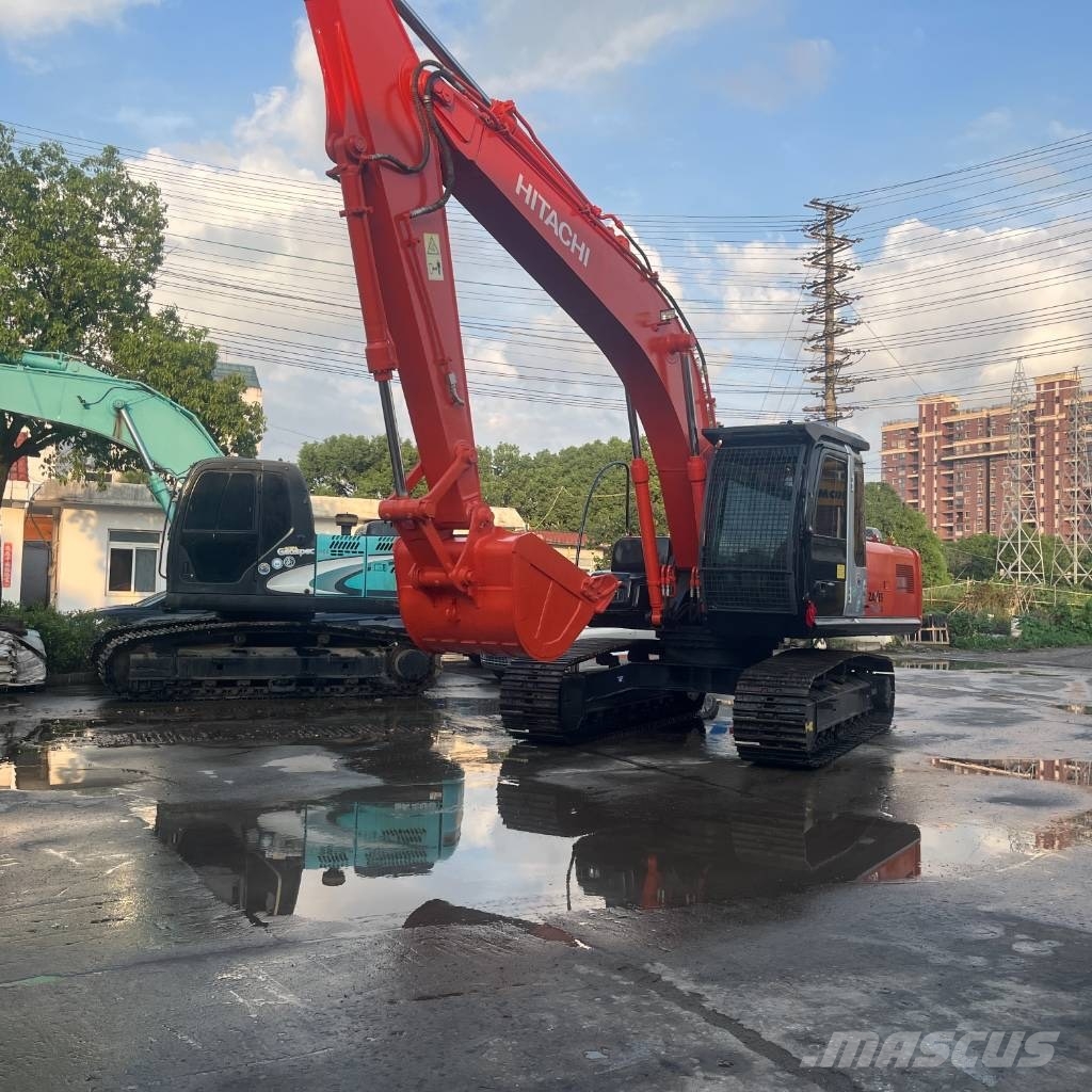 Hitachi ZX 200 ZX 200 大型油圧ショベル12t以上（パワーショベル・ユンボ）