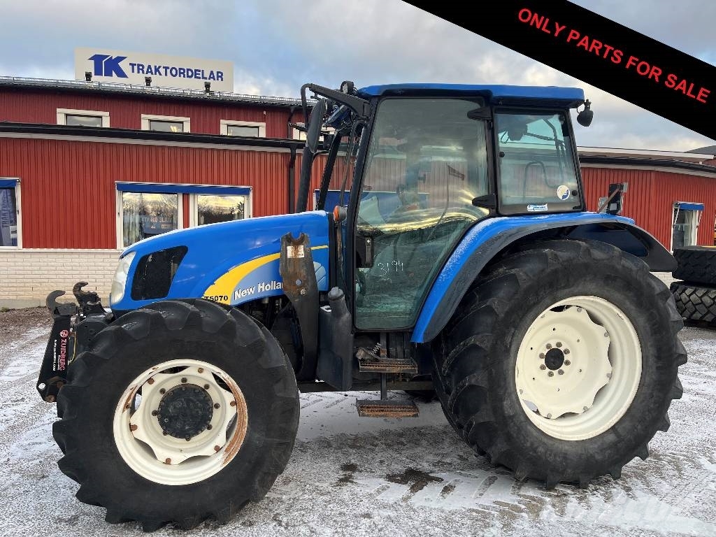 New Holland T 5070 Dismantled. Only spare parts Traktorer