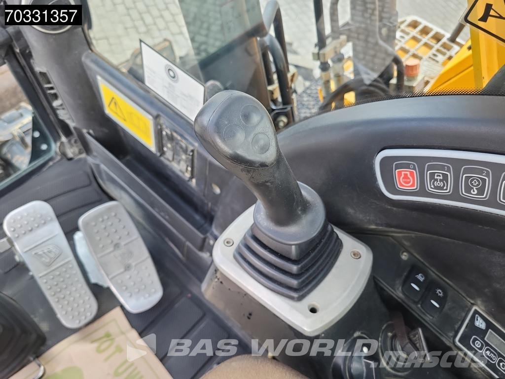 JCB JS145 W Excavadoras de ruedas