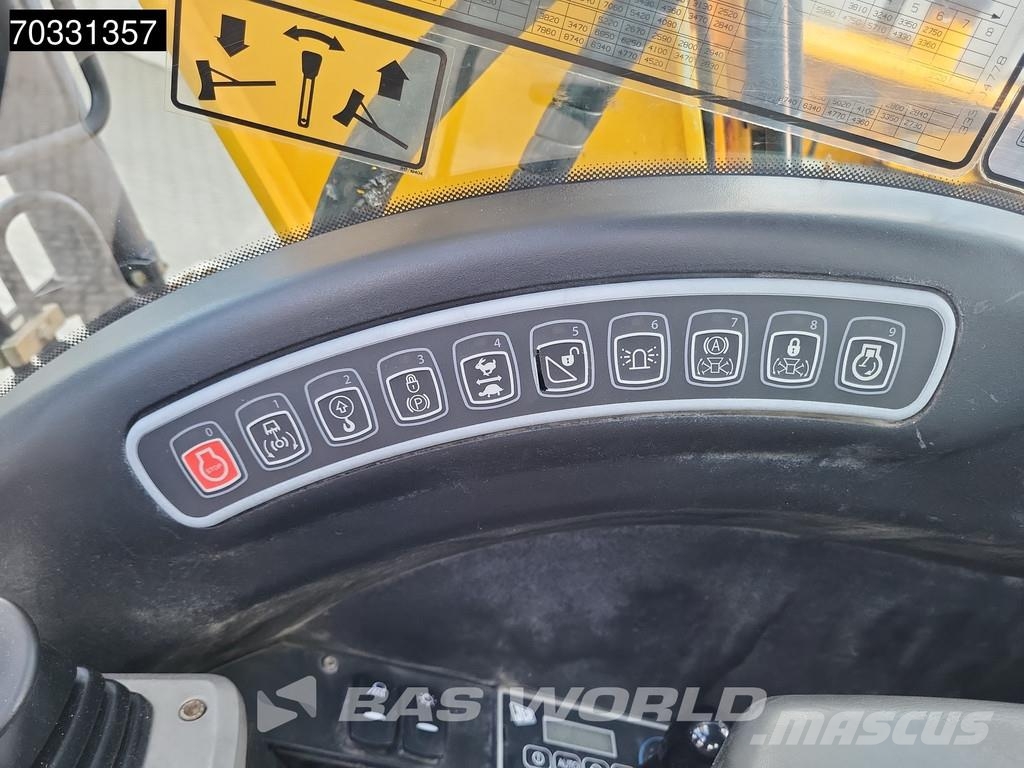 JCB JS145 W Excavadoras de ruedas