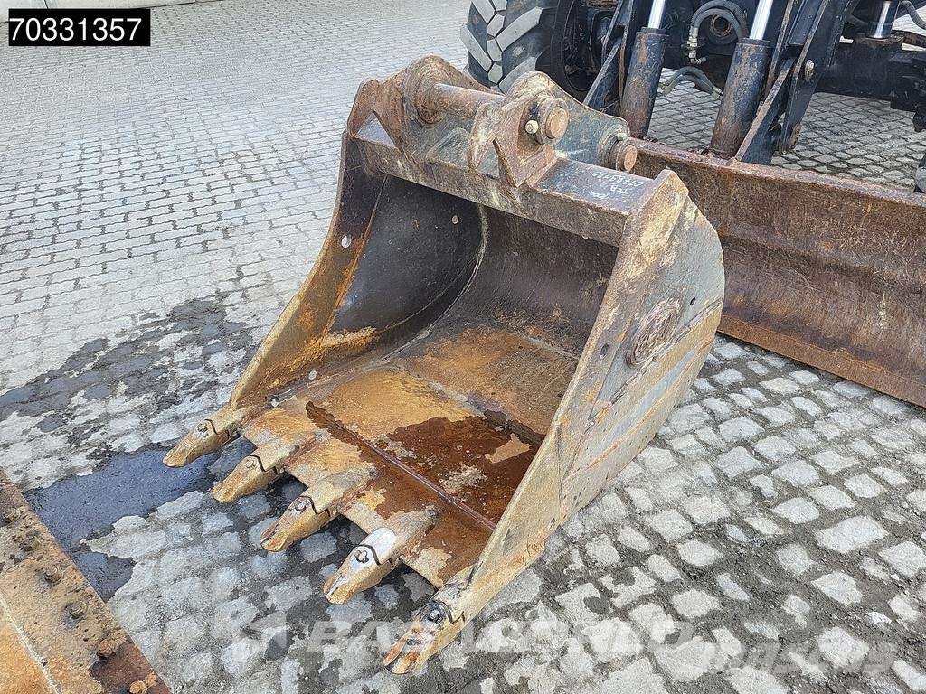 JCB JS145 W Excavadoras de ruedas
