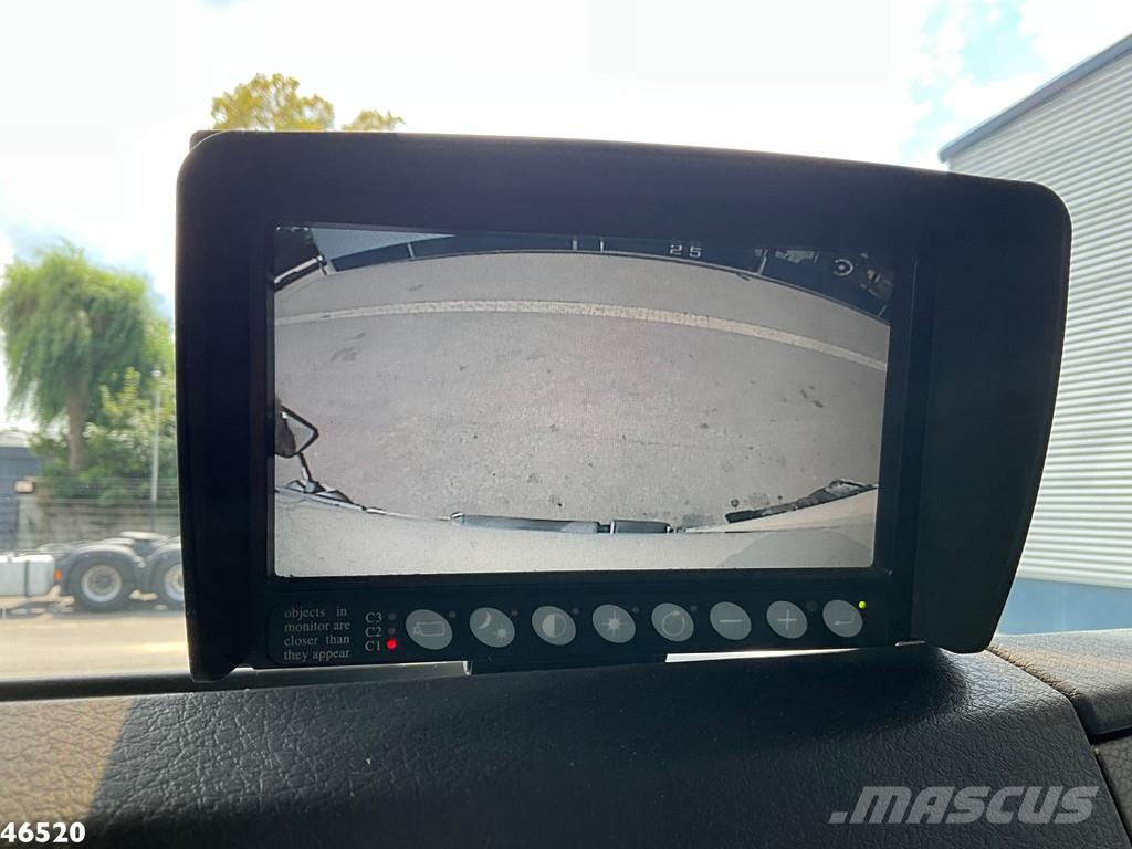 Volvo FE 250 Euro 6 Hiab 14 Tonmeter laadkraan Just 170. Camiones polibrazo