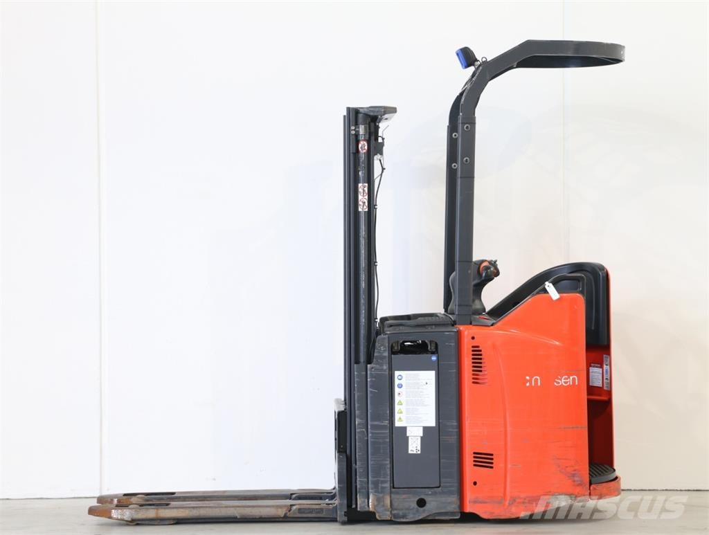 Linde D12SP/133-01 Pedestrian stacker