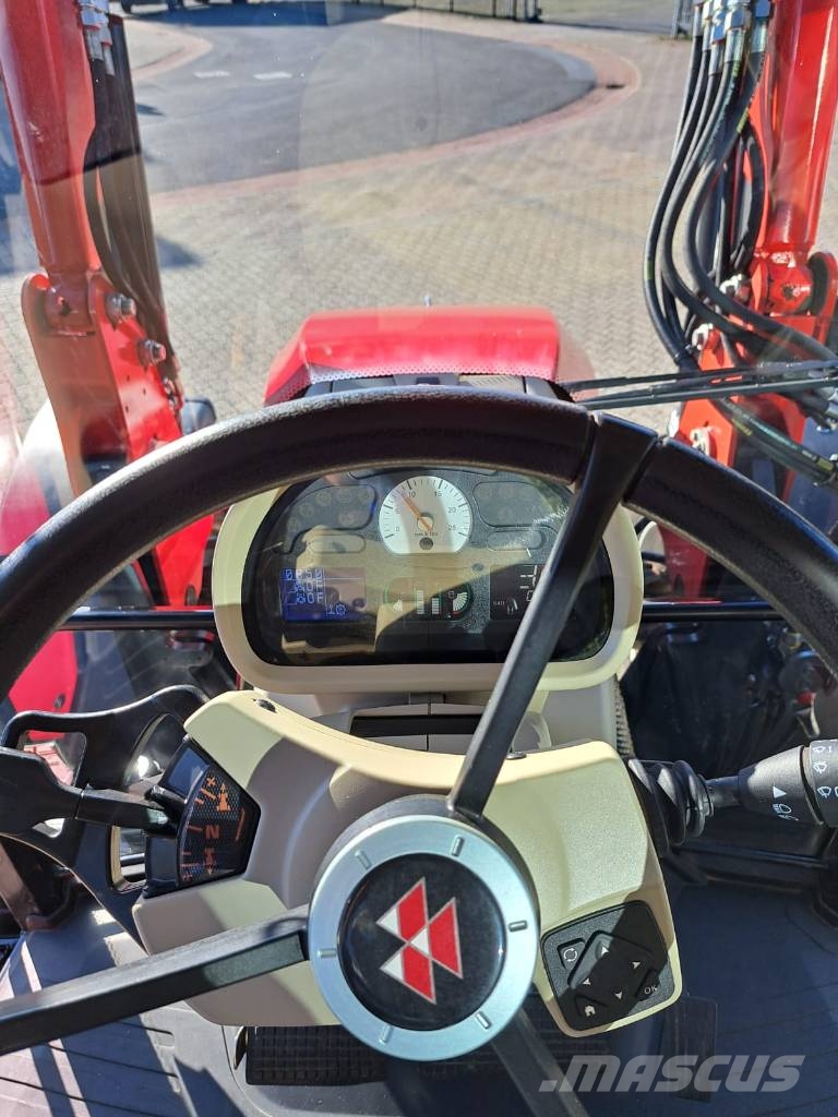 Massey Ferguson 5611 Dyna-4 Traktori