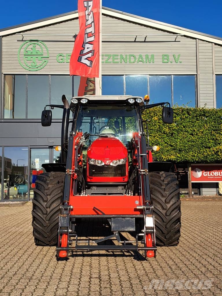 Massey Ferguson 5611 Dyna-4 Traktori
