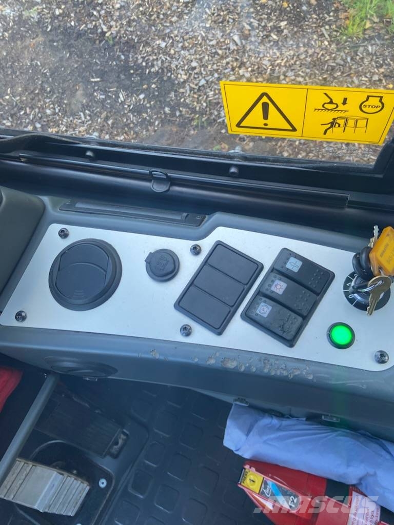 Komatsu 845 Forvarderi