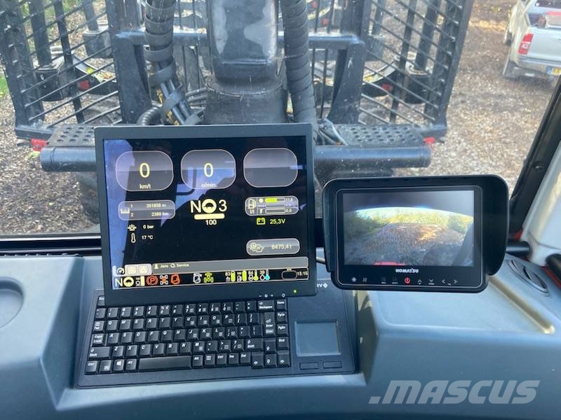 Komatsu 845 Forvarderi