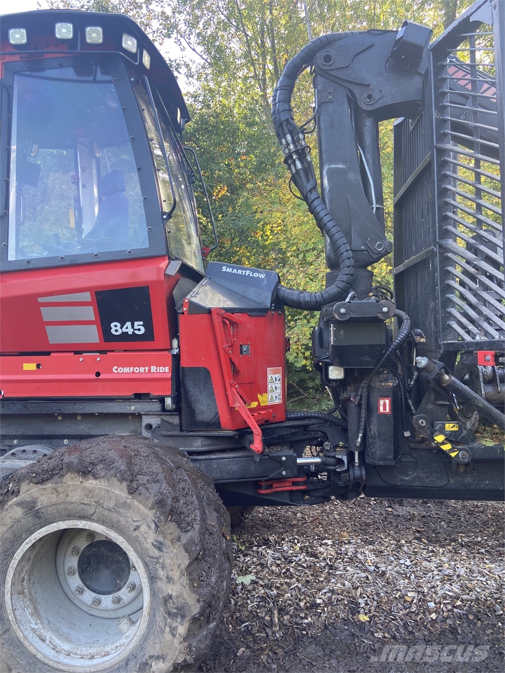 Komatsu 845 Forvarderi