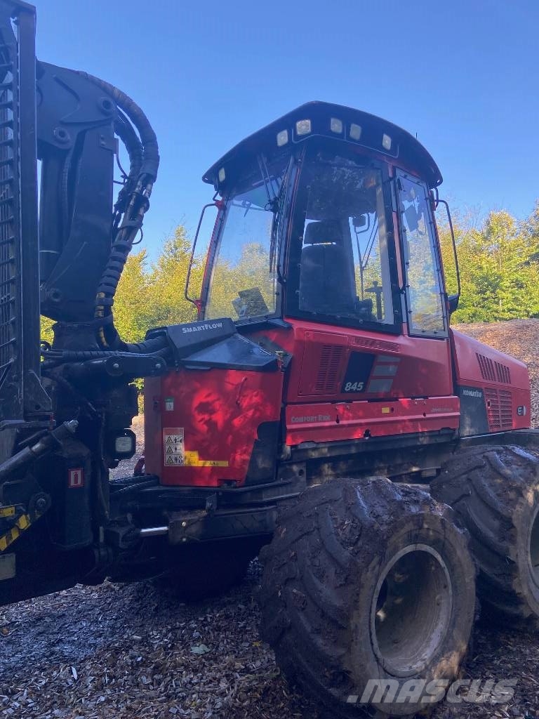 Komatsu 845 Forvarderi