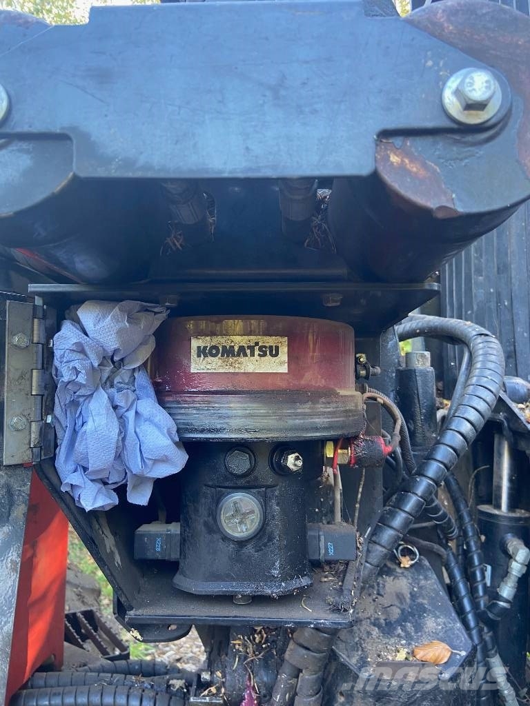 Komatsu 845 Forvarderi