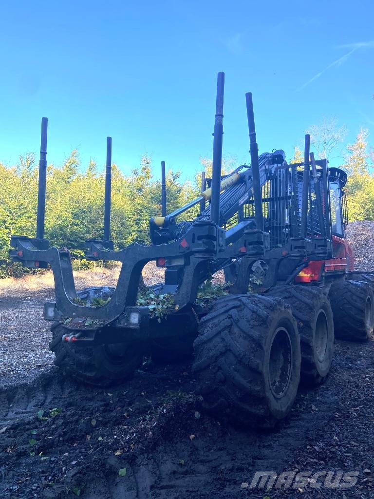 Komatsu 845 Forvarderi