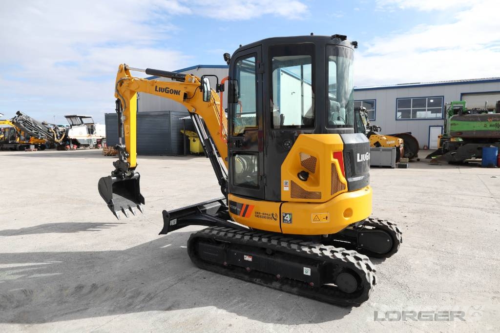 LiuGong 9035 FZTS ミニ油圧ショベル 7t以下(ミニユンボ・ミニディガー)