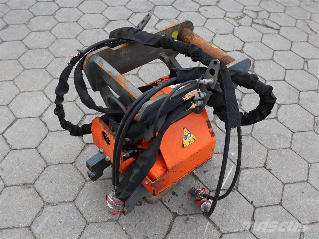 TILT ROTATOR TR07 Farm machinery