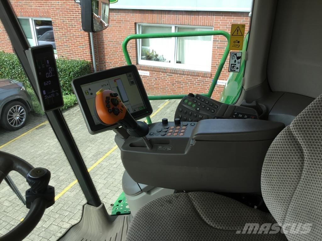 John Deere MÄHDRESCHER T670 LL Зерноуборочные комбайны