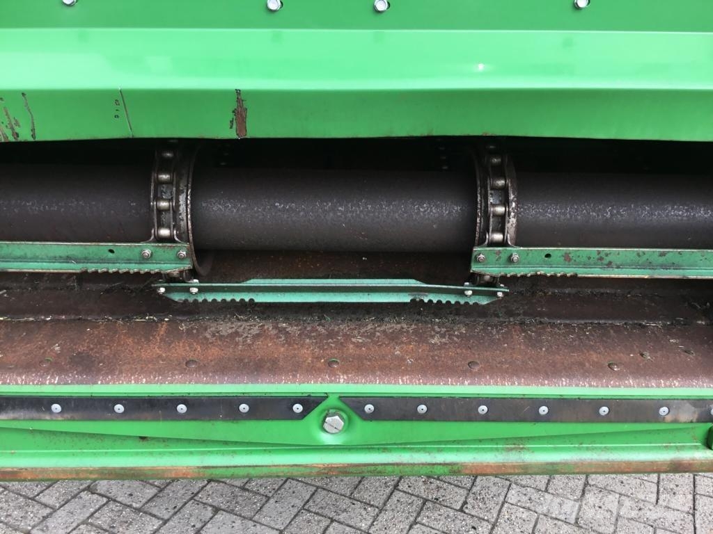 John Deere MÄHDRESCHER T670 LL Зерноуборочные комбайны