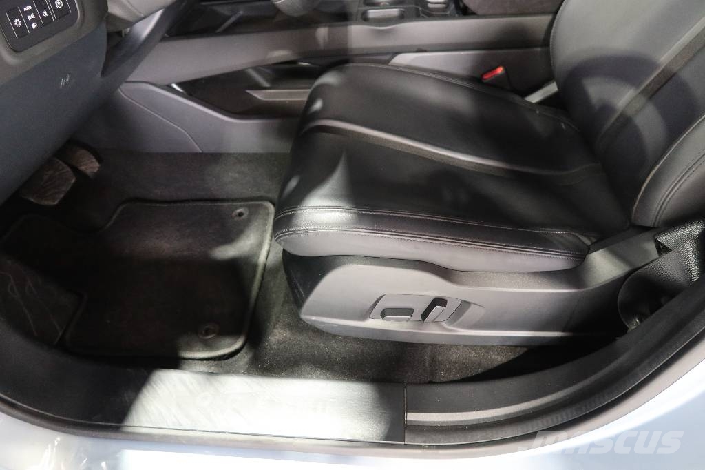 FISKER Ocean Dual Motor PKWs
